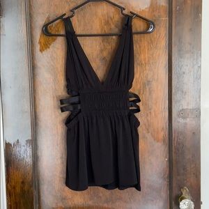Black express tank top